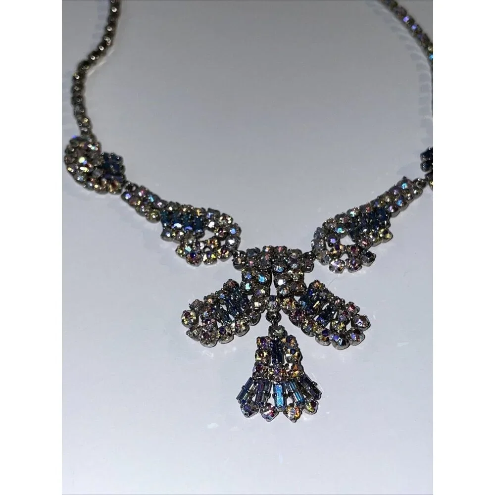 NOS! Vintage Blue Tint Aurora Borealis Rhinestone Necklace Unsigned Foil Back E5